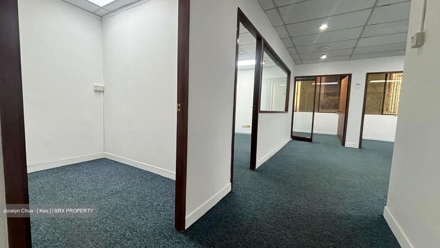 International Plaza (D2), Office #616950731